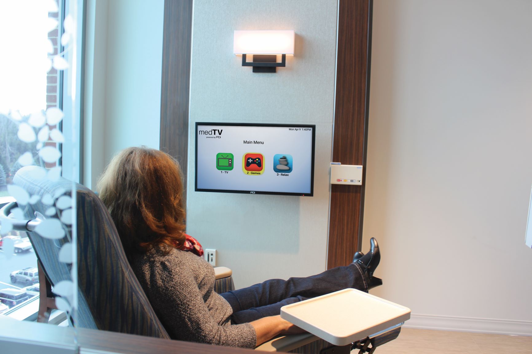 Affordable SmartTV without Internet: Customize Your Patient Engagement